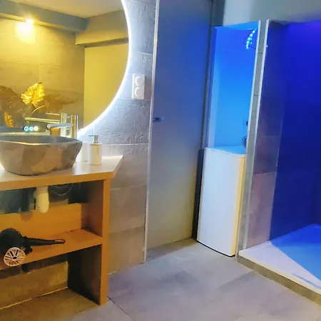 Apartment Cocon Romantique Balneo & Mer A 100M *